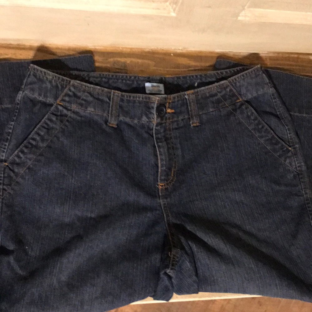 Ladies Bass Capri Jeans